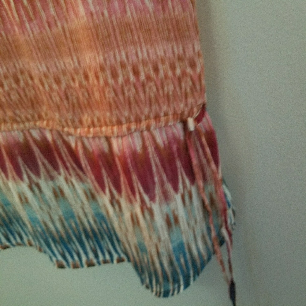 Beautiful Patterned Floaty Blouse - Picture 2 of 3
